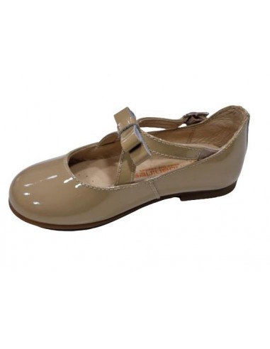 Merceditas de charol para niñas...