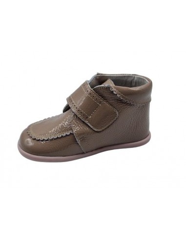 Zapatos respetuosos para primeros...