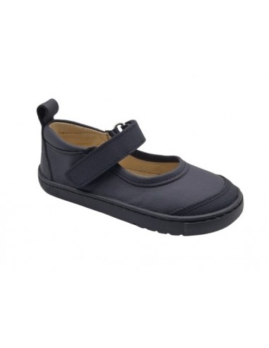 Merceditas colegial barefoot...