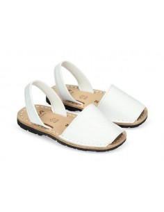 Menorquinas avarcas de piel... 2