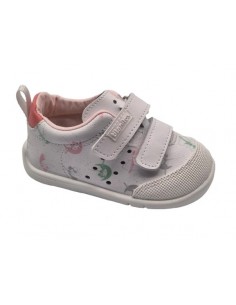 Zapatillas deportivas...