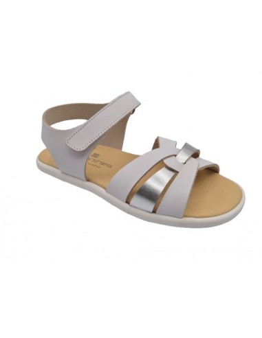 Sandalias de piel para niñas. marca...