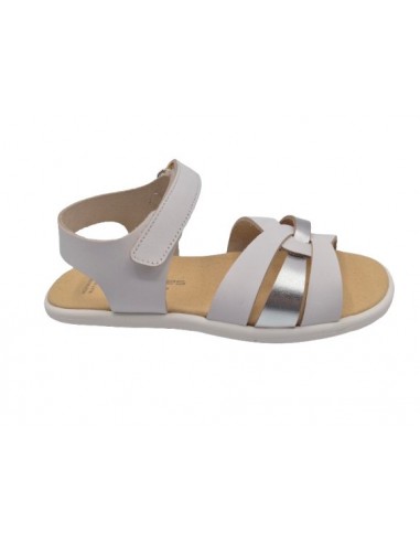 Sandalias de piel para niñas. marca...