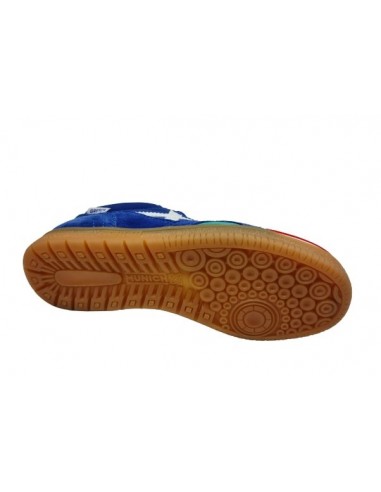 Zapatillas deportivas con cordones...