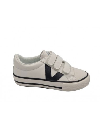 Zapatillas efecto piel con velcro...