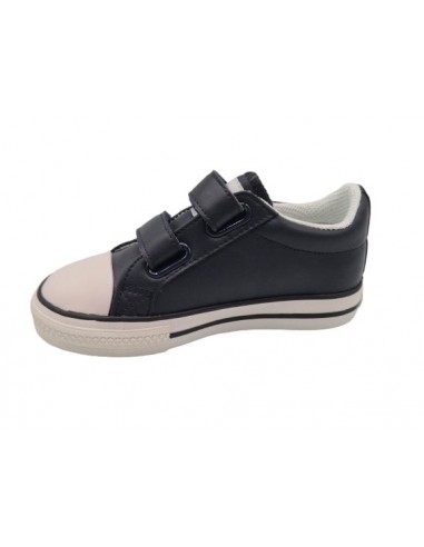 Zapatillas efecto piel con velcro...