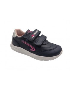 Zapatillas deportivas...