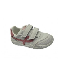 Zapatillas deportivas...