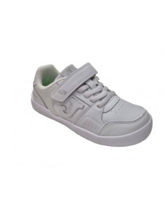 Zapatillas con velcro...