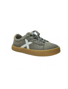 Zapatillas deportivas...