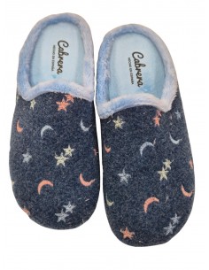 Zapatillas de casa abiertas...