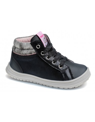 Botas con cordon y cremallera...