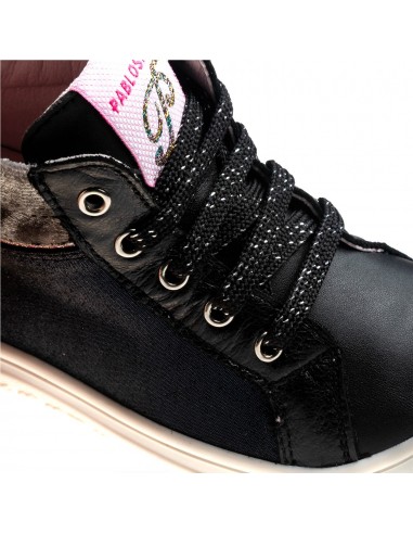 Botas con cordon y cremallera...