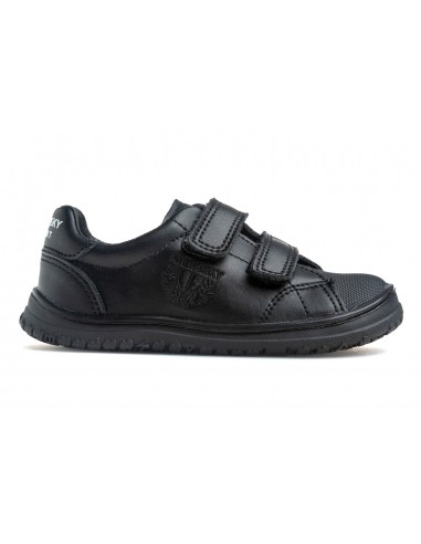 Zapatillas deportivas con velcro...