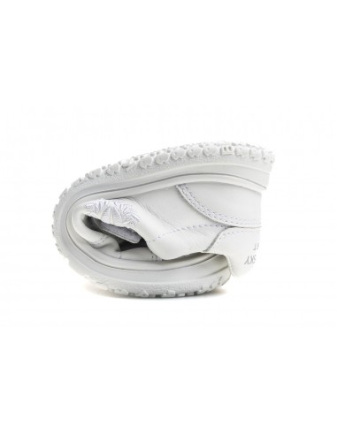 Zapatillas deportivas con velcro...